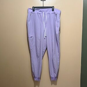 Figs Women's Lavender Jogger scrub Pants